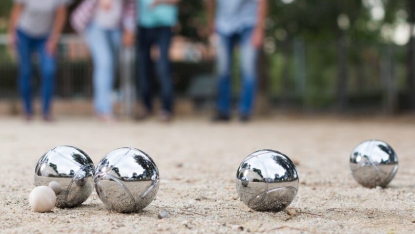 terrain-de-petanque-a-domicile