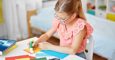 Loisirs créatifs enfant : comment faire le choix