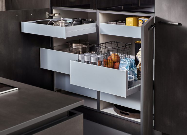Pour une cuisine qui respire la sérénité, rangez vos tiroirs !
