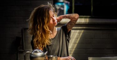 Qu’est-ce que la cervicalgie et comment la soigner